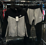 NIKE ΣΕΤ TECH FLEECE -ΜΑΥΡΟ ΓΚΡΙ DEALS 2025